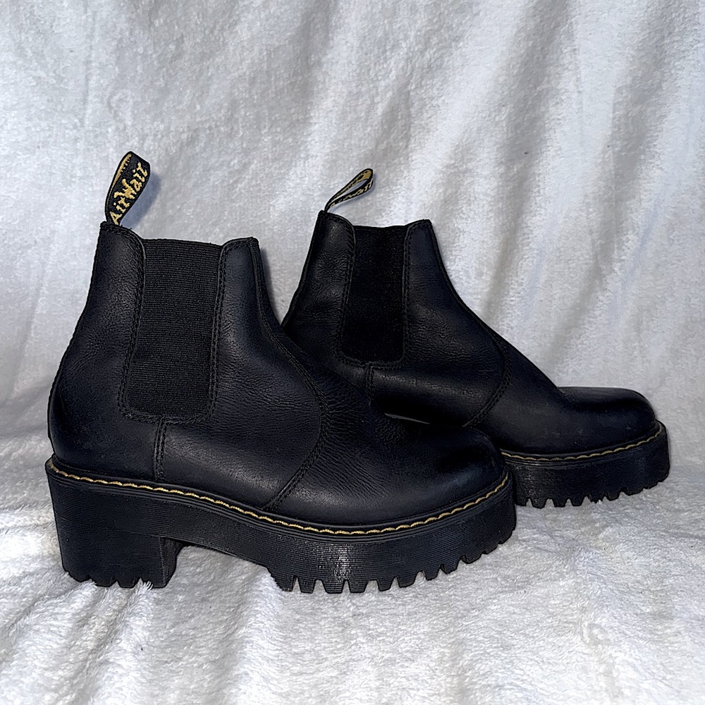 Dr. Martens ROMETTY WYOMING LEATHER PLATFORM CHELSEA BOOTS Black EUC